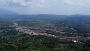 Warga Sumedang Diminta Bersabar dan Dukung Target 100% Kemantapan Jalan hingga 2027