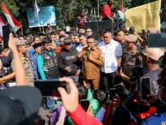 Demo Ojek Online di Banten, Ini Janji Gubernur Andra Soni