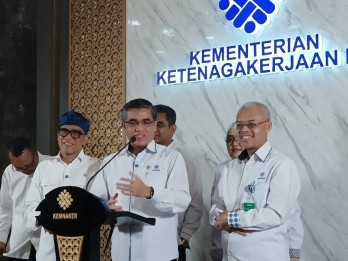 Tok! Menaker Larang Pengusaha Tahan Ijazah Pekerja, Ini Aturannya