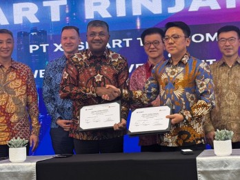 XLSMART - Huawei - ZTE Teken Kerja Sama Pengelolaan Operasional Jaringan