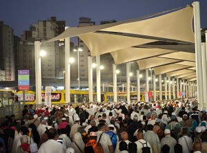 Jamaah Calon Haji Indonesia Padati Terminal Shib Amir di Kawasan Masjidil Haram