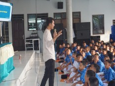 Gadget Dapat Memicu Ide Bunuh Diri? Begini Penjelasan Psikolog