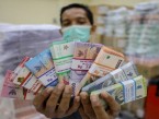 Adu Tebal Kupon SBN Ritel SR022 dan Bunga Deposito BBCA, BBRI, BMRI, BBNI