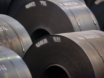 Airlangga Sinyalkan Beri Perlindungan Antidumping Baru Produk Besi Baja