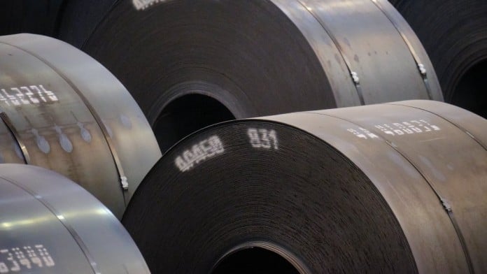 Airlangga Sinyalkan Beri Perlindungan Antidumping Baru Produk Besi Baja