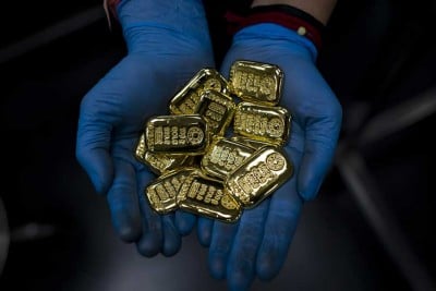 China Pemborong Emas Saat Harga Sentuh Rekor Tinggi