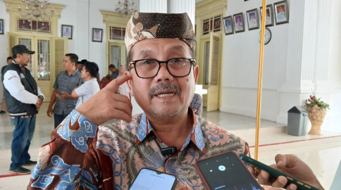 Setelah Audio Rp900 Juta, Kini DPRD Kabupaten Cirebon Sewa Kursi Rapat Rp405 Juta