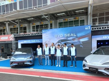 BYD Luncurkan New Seal 2025, Hadirkan Suspensi Pintar DiSus-C