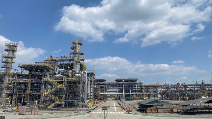 Bahlil Sebut Exxon Sumbang Lifting Minyak 190.000 Barel per Agustus 2025