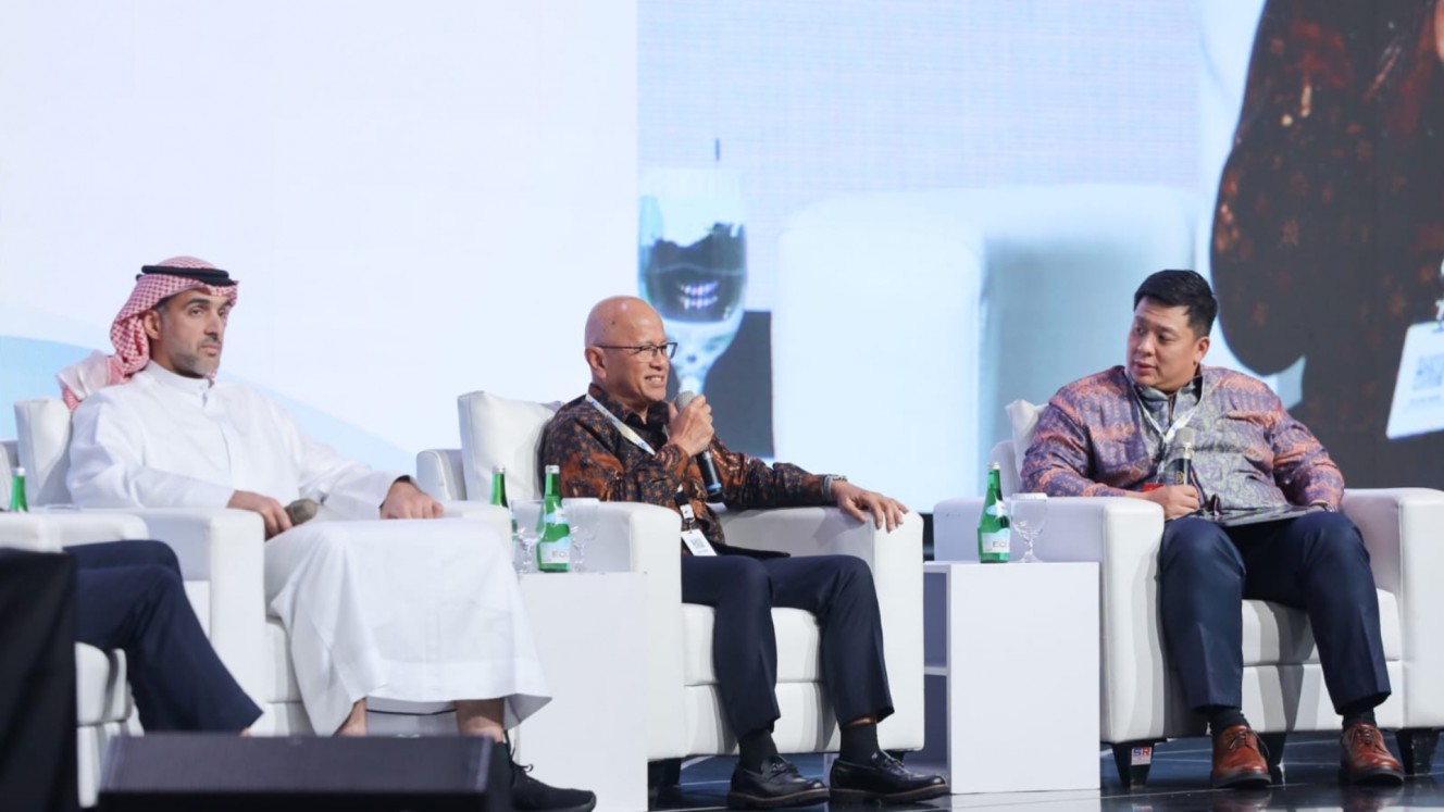 Direktur Utama Medco Energi Hilmi Panigoro, dalam sesi panel bertajuk ‘Global Executive Talk: Balancing Risk and Opportunities in Global Energy Portfolio’, di acara the 49th Indonesian Petroleum Association Convention and Exhibition (IPA Convex) 2025. /Istimewa-MEDC