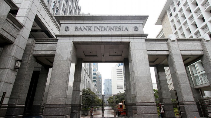 Poin-Poin RDG BI: Suku Bunga dan Outlook Ekonomi Turun, Bank Diminta Genjot Kredit