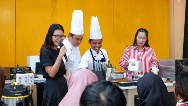 Aston Inn Pandanaran Semarang Gelar Live Cooking Bersama Modena
