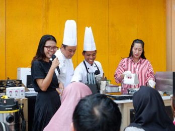 Aston Inn Pandanaran Semarang Gelar Live Cooking Bersama Modena