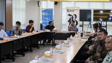 Mahasiswa Program Magister Manajemen (MM) Fakultas Ekonomi dan Budaya Universitas Indonesia Kunjungi Bisnis Indonesia