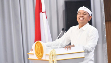 Banyak Investasi Digantung Perizinan, Dedi Mulyadi Minta Tuntas 1 Bulan