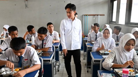 Prabowo Bertumpu pada MBG, Serap Potensi 280.000 Korban PHK Tahun Ini