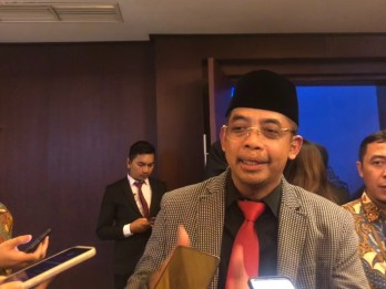 Sri Mulyani usai Rotasi Dirjen Pajak Suryo Utama: Yang Tabah Ya, Pak!