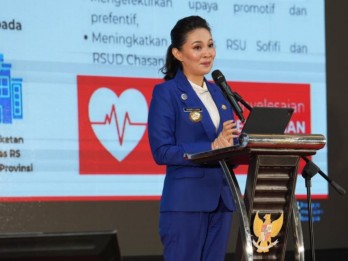 Alokasikan Anggaran Rp62 Miliar, Gubernur Sherly Laos Fokus Perbaiki Mutu Sekolah