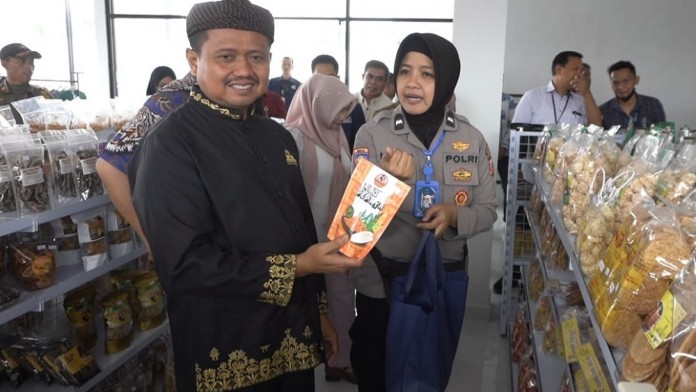 Mimpi Bupati Sumedang Hadirkan Outlet Pemasaran & Rumah Kemasan UMKM