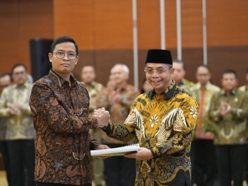 Sri Mulyani Beri Waktu 1 Bulan Dirjen Pajak Baru Bimo Wijayanto Benahi Coretax