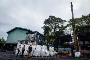 Menteri Lingkungan Hidup Segel Tiga Pabrik Yang Mencemari Lingkungan