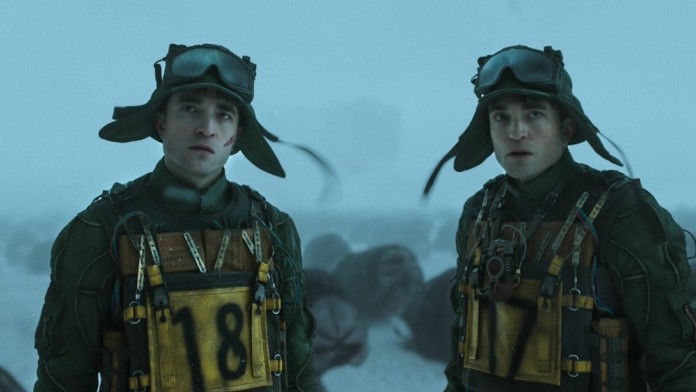 Aksi Robert Pattinson di Mickey 17 Kini Hadir di Max