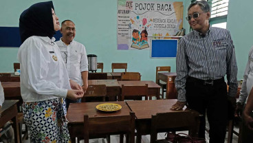 Menteri Pekerjaan Umum Dody Hanggodo Kunjungi SMP Negeri 2 Temanggung