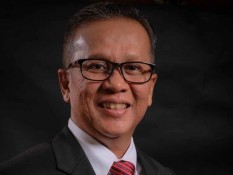 Indrieffouny Indra, Dari Dirut Semen Padang ke Dirut Semen Indonesia