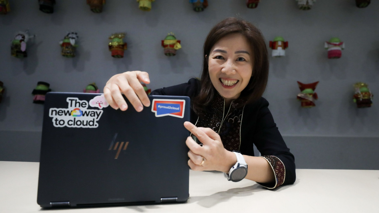 Country Director Google Cloud Indonesia Fanly Tanto berpose di kantor Google Indonesia, Jakarta, Selasa (20/5/2025). JIBI/Bisnis/Arief Hermawan P