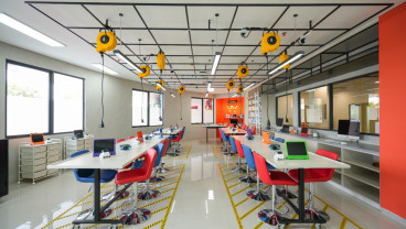 Bringing Google and Apple Mindsets into the Classroom
