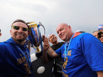 Bonus Rp1 Miliar KDM untuk Pemain Persib dari Tabungan Pribadi dan Jual Sapi