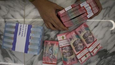 Tabungan Kurang dari Rp100 Juta Susut saat Simpanan Jumbo di Atas Rp5 Miliar Menebal