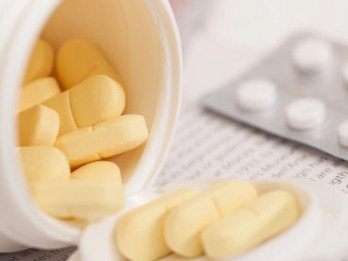 Wamenkes Ungkap Tantangan Penyediaan Obat Halal di RI, Apa Saja?