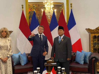 Momen Prabowo Kenalkan Ngurah Rai hingga Soekarno ke Macron di Istana