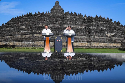Presiden Prabowo dan Presiden Macron Kunjungi Candi Borobudur