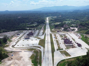 Tol Padang-Pekanbaru Seksi Padang-Sicincin Mulai Beroperasi