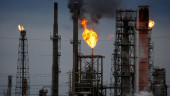 OPEC+ Bakal Genjot Pasokan, Harga Minyak Global Melemah