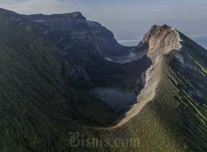 Ekspedisi Gunung Gamkonora Untuk Promosikan Keindahan dan Wisata Alam