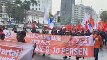 Ribuan Buruh Demo di Istana Hari Ini, Polda Metro Alihkan 2 Ruas Jalan