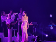 Raye Tampil Meriah Tutup Special Show BNI Java Jazz Festival 2025