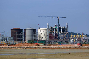 Sentra Industri Pengolahan Mineral Bauksit di PKEK Galang Batang