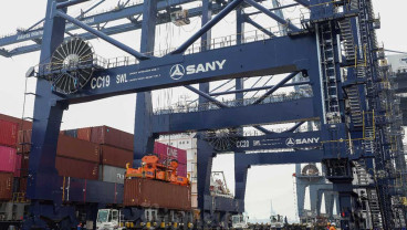 Surplus Neraca Dagang April 2025 Terendah dalam 5 Tahun, Ini Penyebabnya