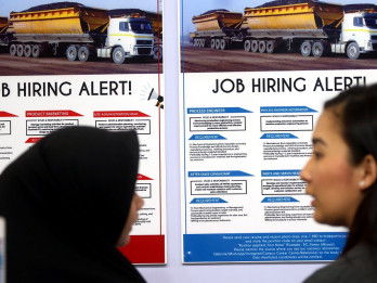 Riau Siapkan Aturan Turunan Penghapusan Batas Usia Lowongan Kerja