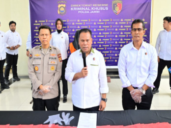 Oknum Karyawan Bank Jambi Gasak Duit Nasabah Rp7,1 Miliar untuk Judi Online