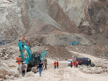 Update Korban Longsor Gunung Kuda: 21 Meninggal, 4 Belum Ditemukan