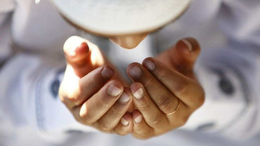 Ini Hukum Salat Jumat saat Iduladha