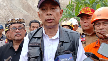 Kemensos Salurkan Bantuan Rp347 Juta untuk Korban Longsor Tambang Gunung Kuda