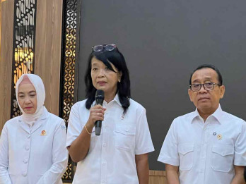 Wamen PU Diana Kusumastuti Penuhi Panggilan Kejagung
