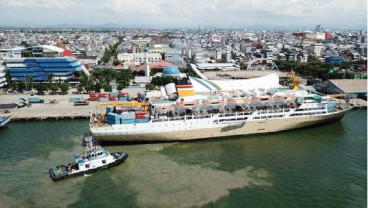 Pedagang Asongan dan Buruh Bagasi Pelabuhan Makassar Akan Ditertibkan