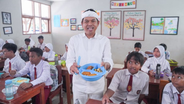 Ada Aturan Jam Malam, Guru di Jabar Dilarang Berikan PR untuk Siswa